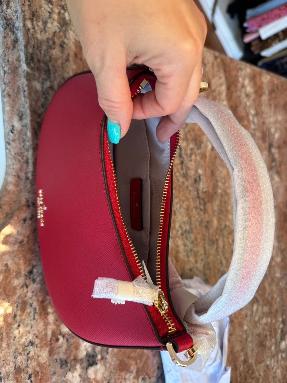 Kate Spade small crossbody red - Picture 4 of 6